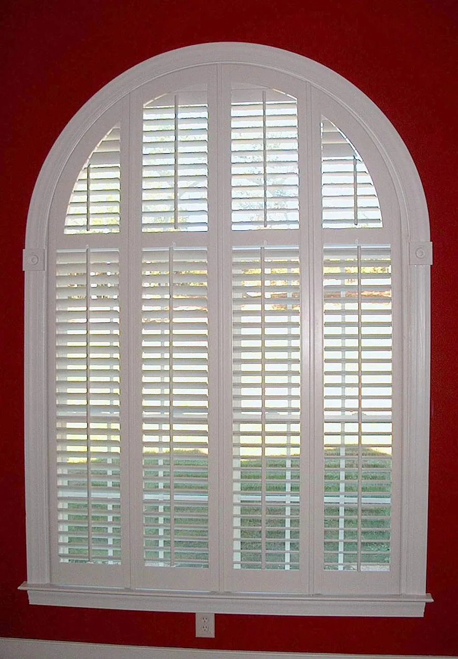 Paladian Window Four Panel with Horizontal Louvers in Half Round